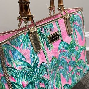 Lilly Pulitzer canvas tote. Like new with dust bag. Worn once. Paid $138.